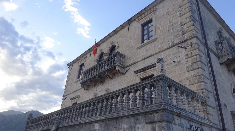 Bujovic Palace